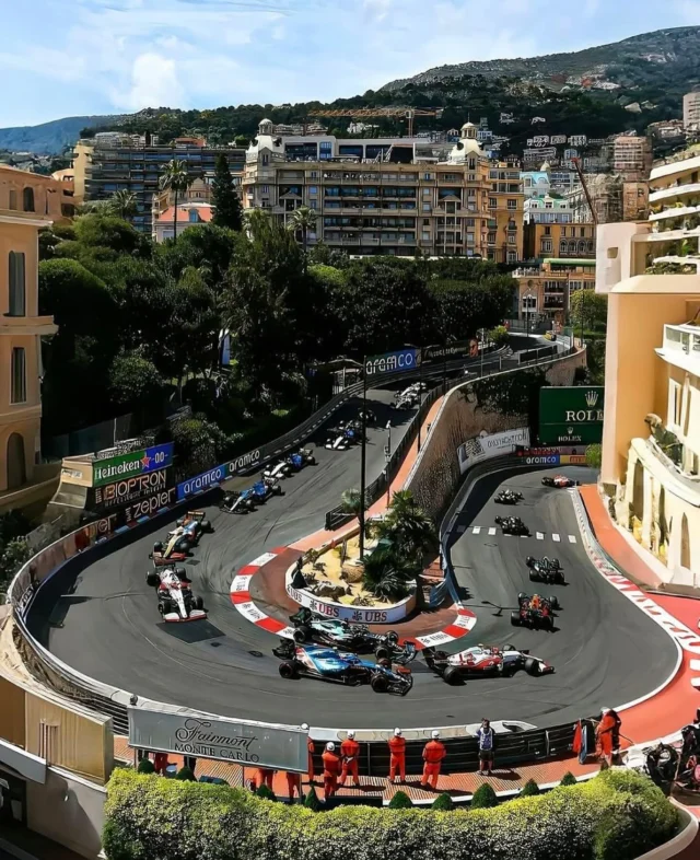 Monaco Grand Prix is starting soon🏁

#KeyConciergerie #LuxuryTravel 
#LuxuryConcierge 
#Monaco #F1 #Formula1 #FrenchRiviera 
#PrivateConcierge #monacogp #monacomontecarlo